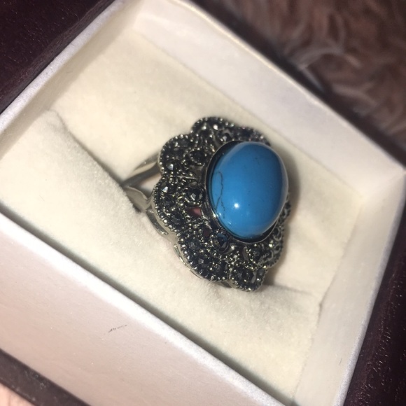 Very cute nice looking for the ladies - Picture 3 of 3